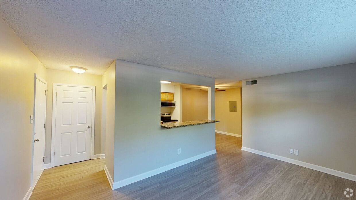 Photo - Collins Crossing Apartments