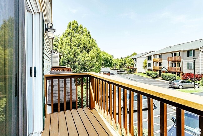 Building Photo - Heatherbrook