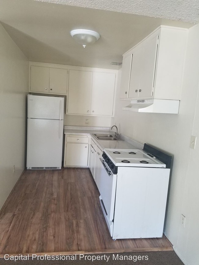 Foto del edificio - 1300 Heron Ave