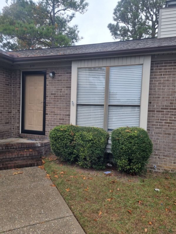 Front door - 577 Countrytown Dr