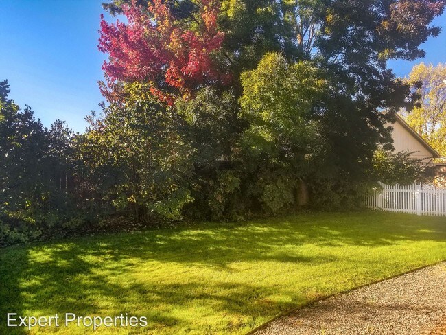 Foto del edificio - 3 br, 2 bath House - 1035 Birmingham St