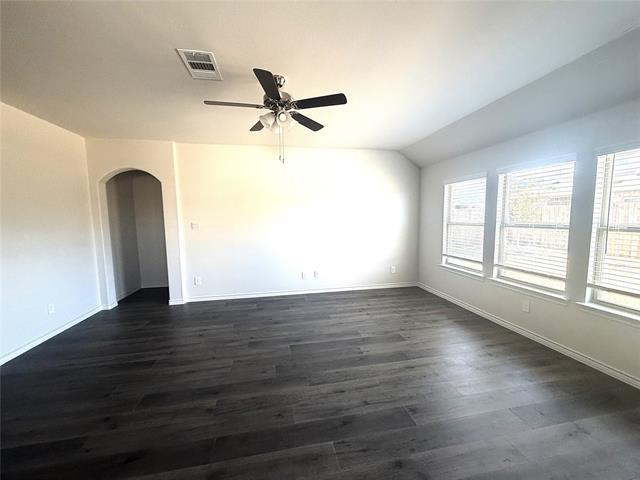 Foto del edificio - 10305 Rambling Brks Ln