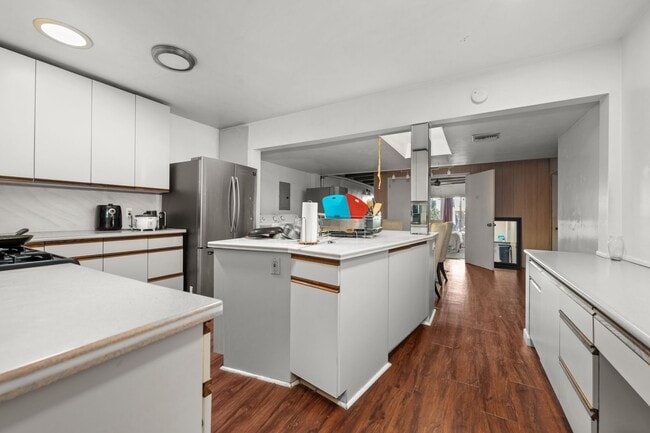 Foto del edificio - 5510 Dorothy Dr