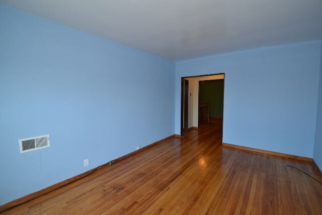 Foto del edificio - 3243 N Damen Ave