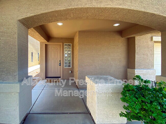 Building Photo - 12859 W Monte Vista Rd