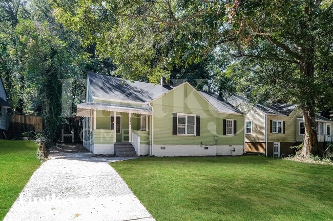 Foto del edificio - 390 Hillside Dr SW