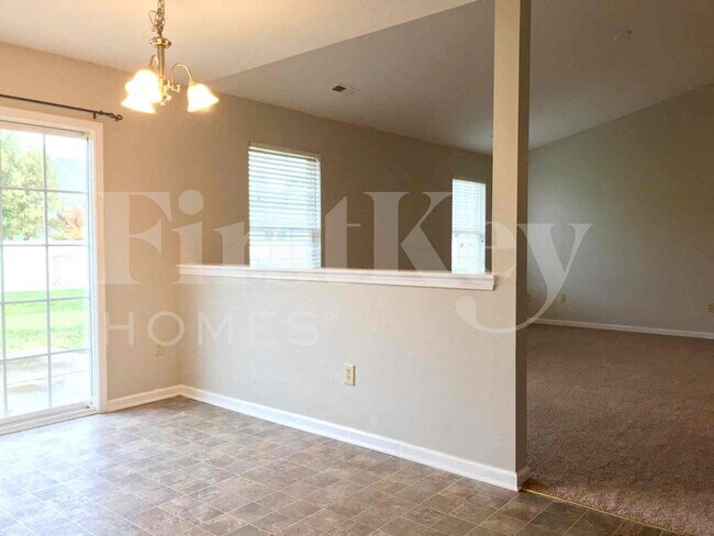 Building Photo - 11521 Stoeppelwerth Dr