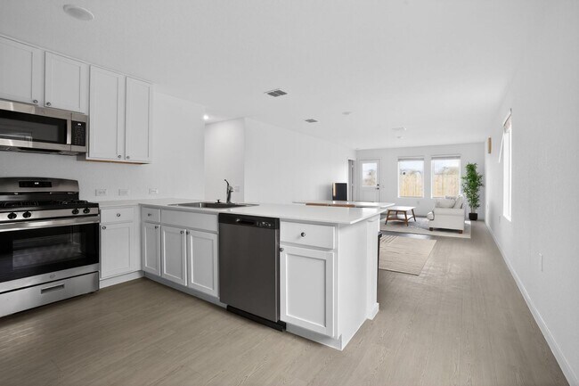 Foto del edificio - Private Master Suite for Rent – 5 Minutes from Texas A&M–San Antonio!