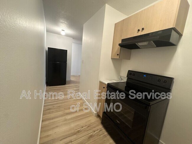 Foto del edificio - 3342 E Linwood St
