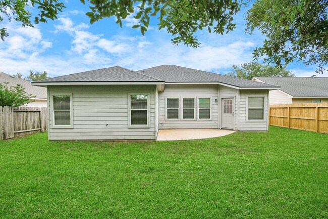 Building Photo - 24118 Wild Horses Ln