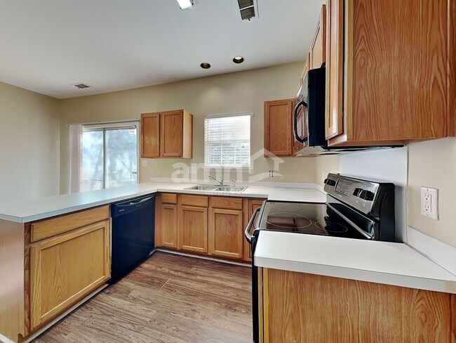 Foto del edificio - 13220 Lampmeade Ln