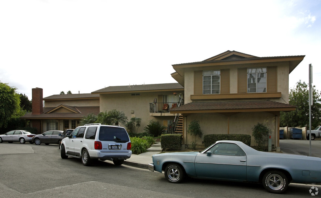 Building Photo - 340 E Blueridge Ave