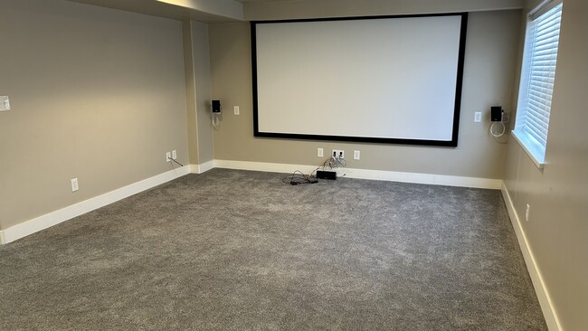 Studio (screen not included) - 891 S 2040 W