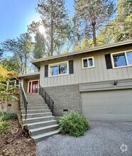 Building Photo - 11279 Marjon Dr