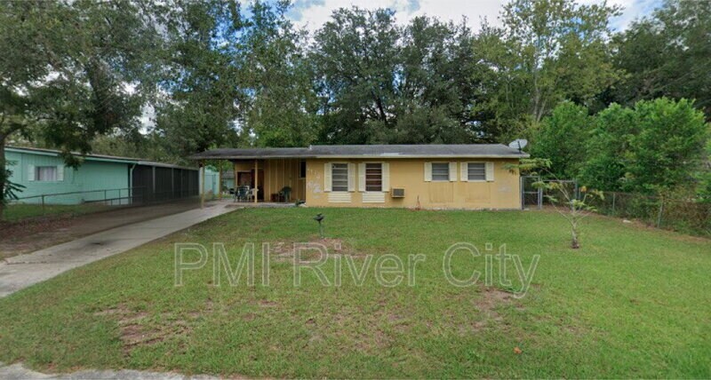 Foto principal - 8147 Bazaine Dr