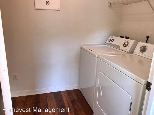 4 br, 2.5 bath House - 1256 Ocklawaha Drive photo'