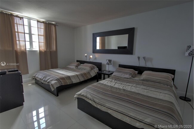 Building Photo - 3801 S Ocean Dr  15N Hollywood Fl 33019