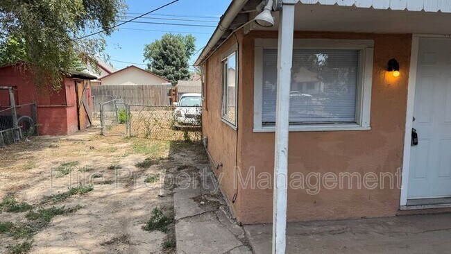 Building Photo - 1506 Spruce St