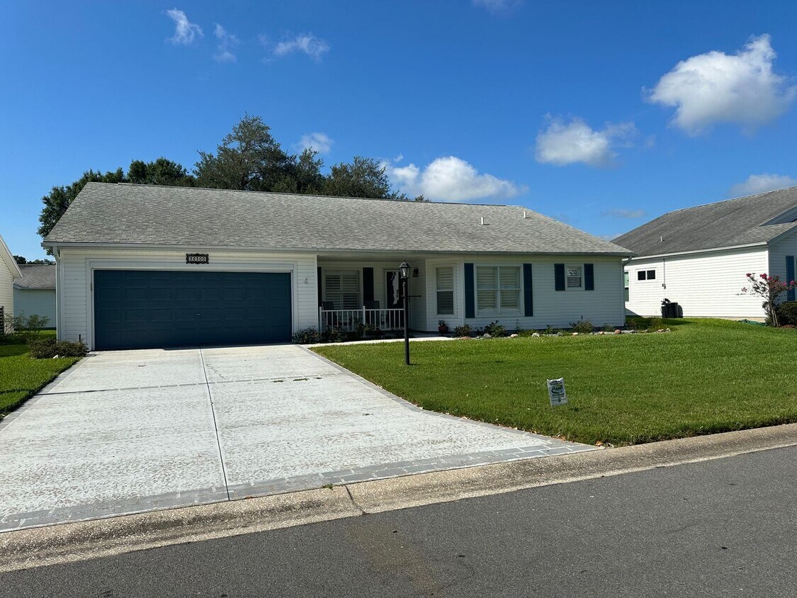 2 Bedroom 2 Bath in The Plantation of Lees... House Rental in Leesburg, FL