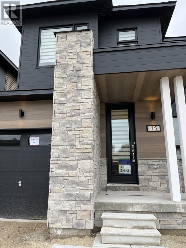 Building Photo - 45 Eberhardt Dr