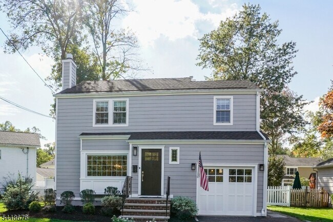 Building Photo - 256 Woodland Ave