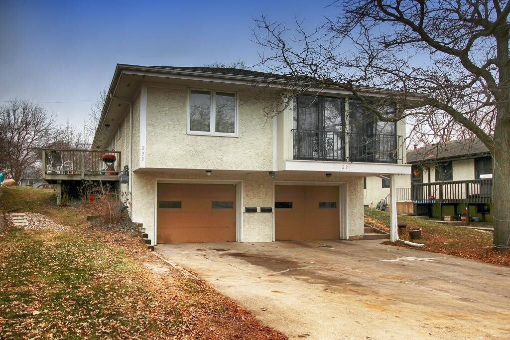 Primary Photo - 233 21st Ave N
