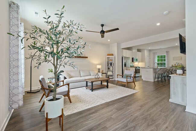 Foto del edificio - Charming Durham Townhome!