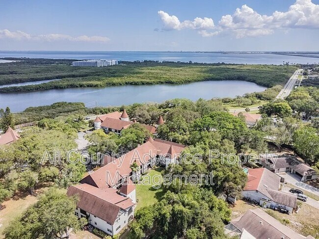 Foto del edificio - 230 N Bayshore Blvd