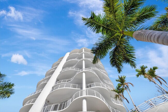 Foto del edificio - 612 Bayshore Dr