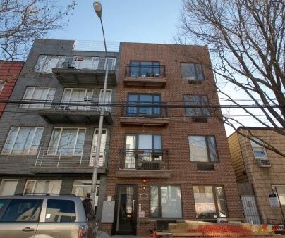 Building Photo - 172 Skillman Ave