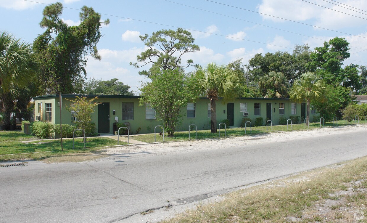 Foto del edificio - 1000 NW 8th St