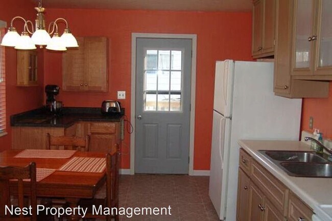 Building Photo - 4 br, 1.5 bath House - 109 Shrader Rd.