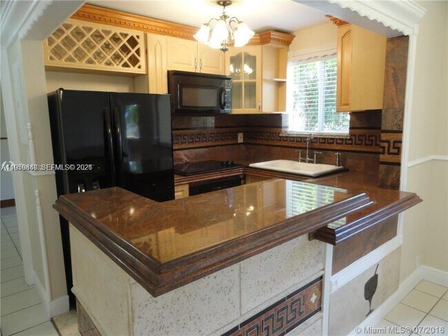 Foto del edificio - 6205 SW 131st Ct