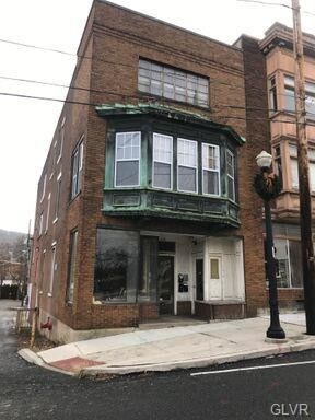 Primary Photo - 216 W 3rd St