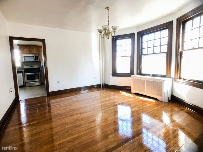 Building Photo - 5 br, 2.5 bath House - 7017 Sellers Ave