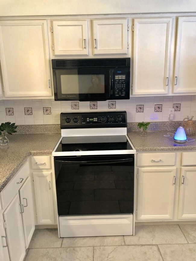 Foto del edificio - Willoughby Condo