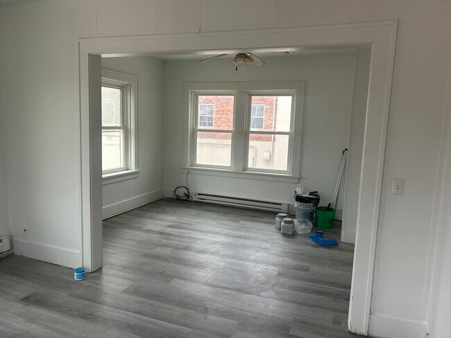 Foto del edificio - 17-19 W 2nd St