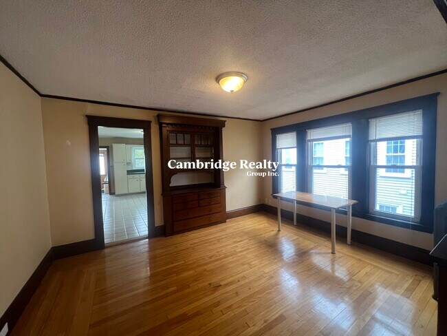 Foto del edificio - 929 Broadway