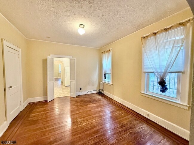 Foto del edificio - 441 Kerrigan Blvd