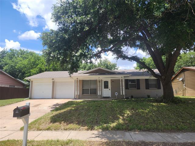 Primary Photo - 3425 Royal Crest Dr