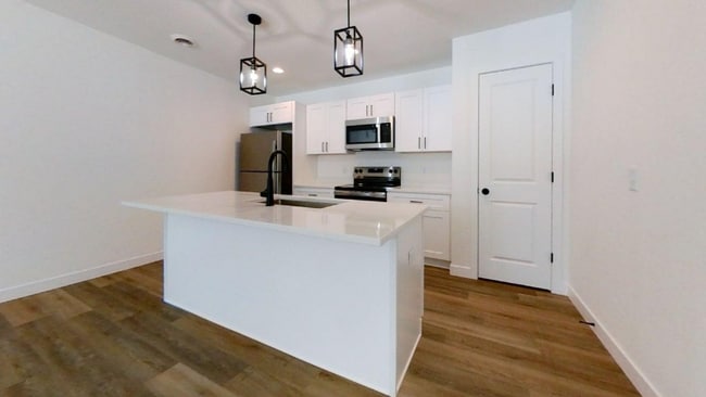 Building Photo - 0 Tower Hill Dr