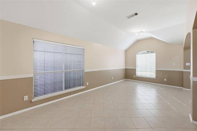 Foto del edificio - 421 Kingfisher Ln