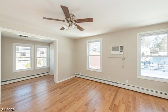 Building Photo - 19 Main Rd