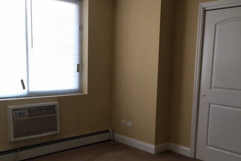 Foto del edificio - 5358 N Cumberland Ave