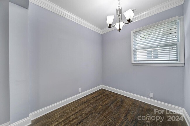 Building Photo - 1031 Spruce St