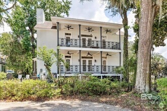 Building Photo - 6363 D'Olive Ct