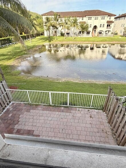 Building Photo - 8965 NW 98th Ave