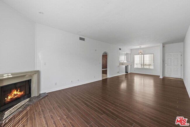 Building Photo - 1136 S Shenandoah St