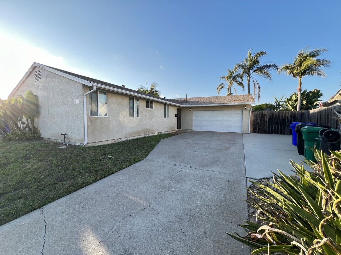 Primary Photo - Amazing 4 Bedroom in the Heart of SD!