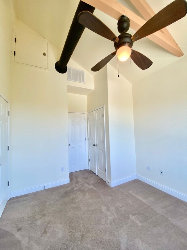 Building Photo - West Davis apartment